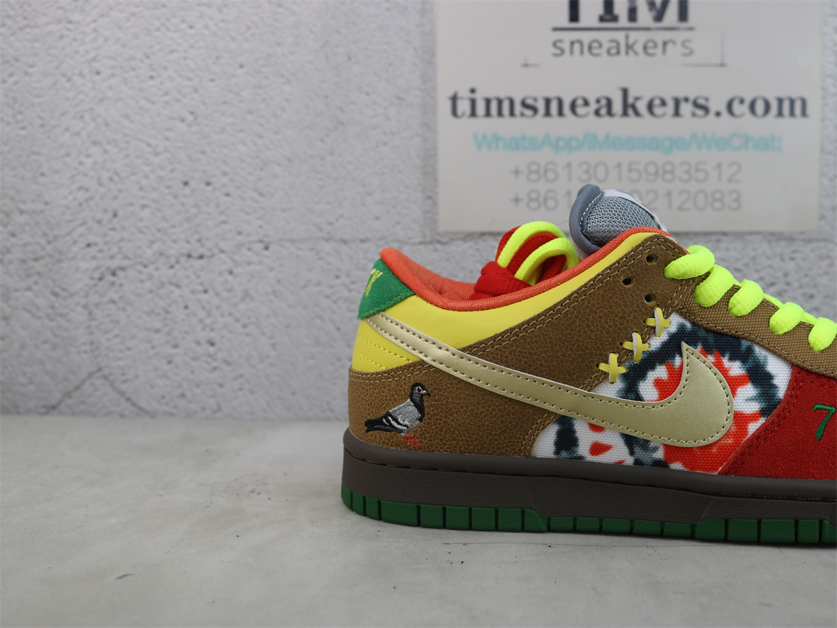 Nike SB Dunk Low "What the Dunk" 318403-141